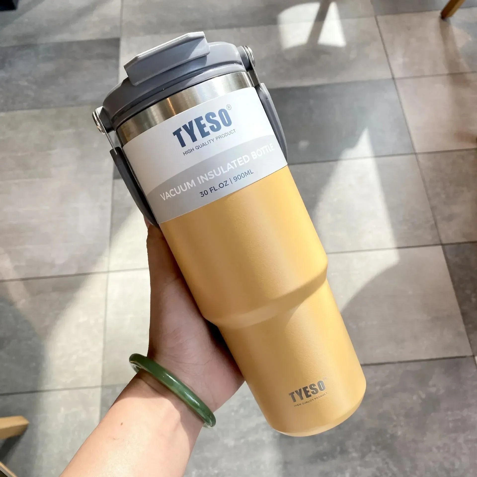 TYESO Tumbler Térmico Inox — Dupla Parede, Quente ou Gelado, Pronto Para Qualquer Jornada